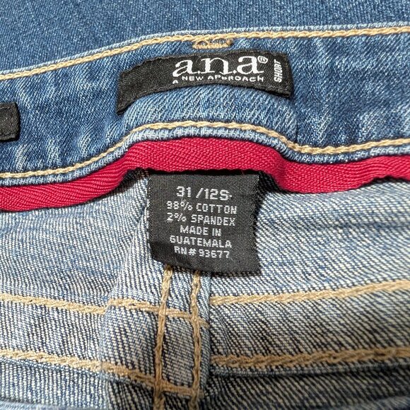 A New Approach A.N.A Women's Medium Wash Bootcut Jeans Stretch Classic Size 31 - Picture 7 of 9